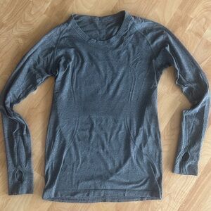 Lululemon swiftly tech Gray Long Sleeve Women's Top